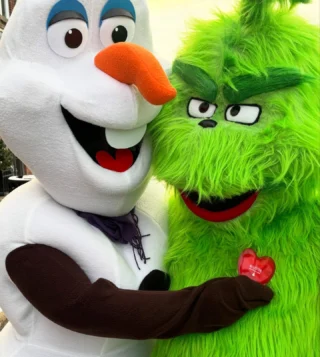 Instagram post from blingfacepainting. This post is in position 14.