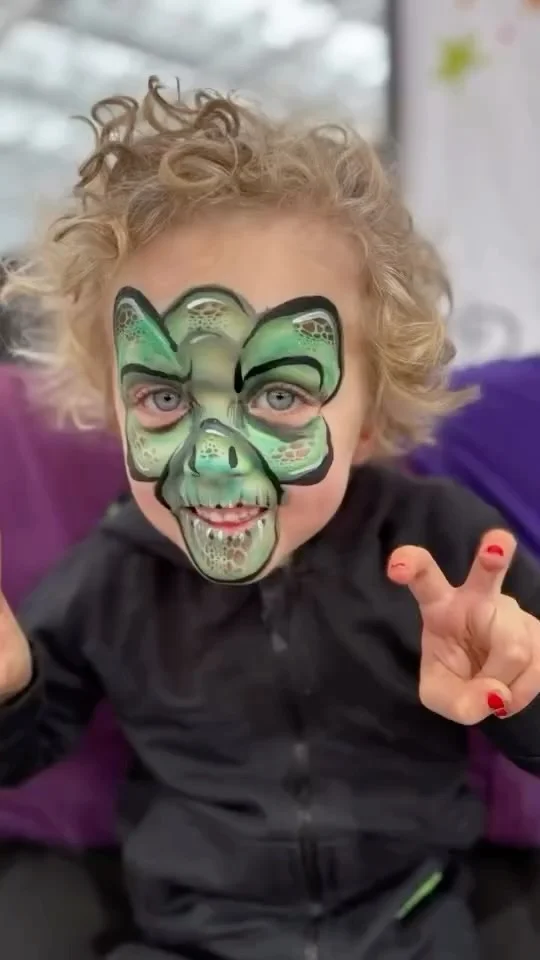 Instagram post from blingfacepainting. This post is in position 8.